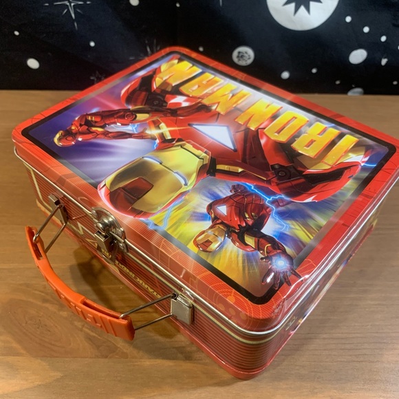 Iron Man 2 the Movie Tin Box Co 2010 Mini Collectible Lunchbox Marvel - Picture 2 of 16